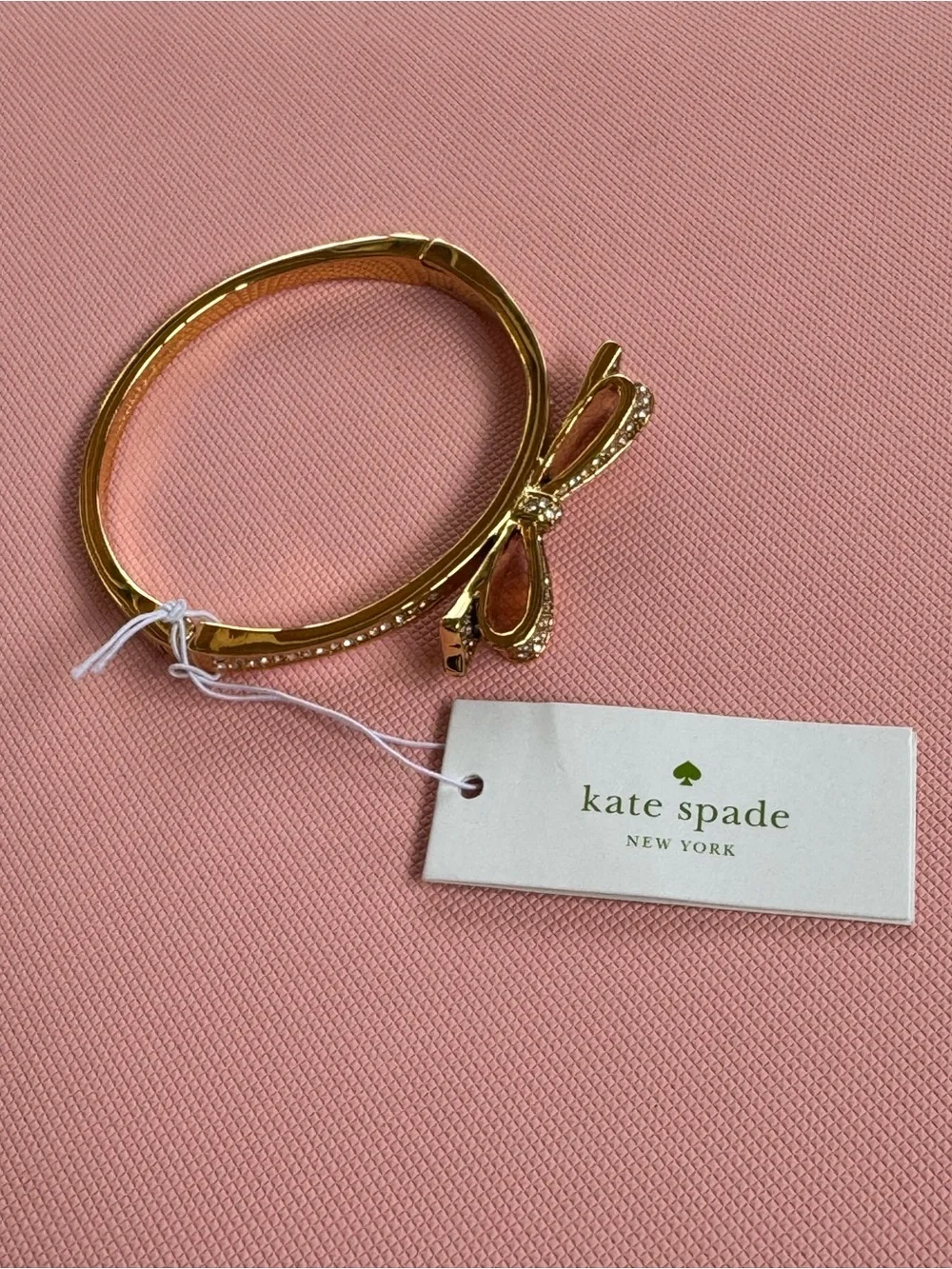 kate spade Love Notes gold bow jeweled bracelet bangle, NWT New